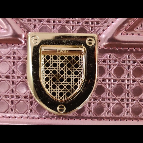 ***ORIGINAL****Dior Wallet On Chain - Picture 6 of 6